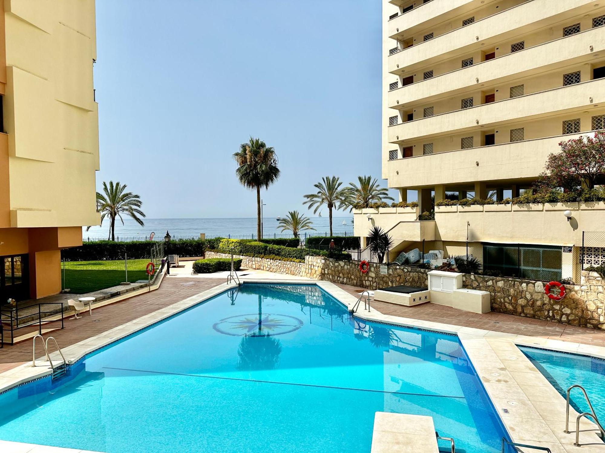 Loft 18 Beachfront Marbella Center Εξωτερικό φωτογραφία